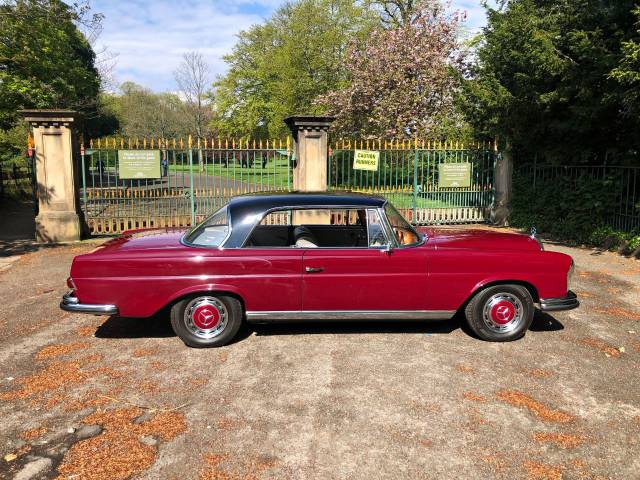 1964 Mercedes-Benz 220 2.2 220 SEB COUPE