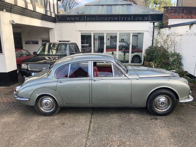 1967 Jaguar MK II 3.4 Automatic