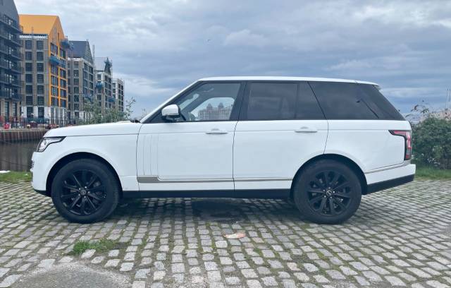 2014 Land Rover Range Rover 4.4 SDV8 Vogue SE 4dr Auto